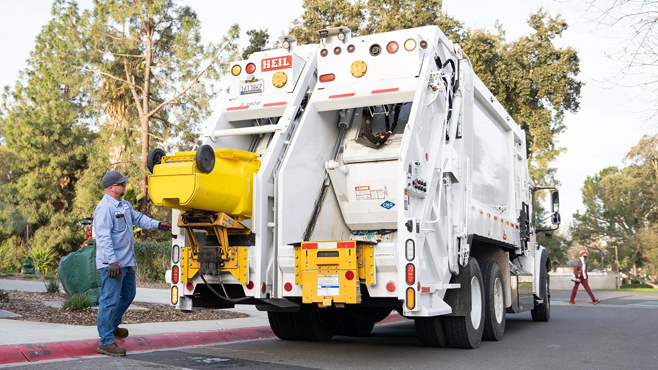 Compost truck